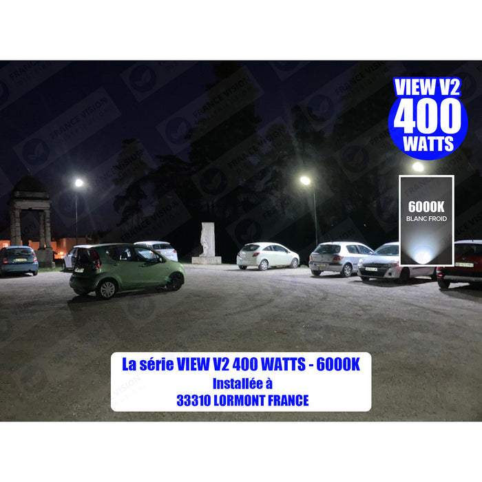 Solaire - Luminaire LED pour Candélabre / Lampe de rue et parking - Série VIEW V2 - 300 Watts - 2300 Lumens - Angle 140*70° - IP65 - Lampe 62 x 25 x 5 cm - Panneau MONOCRISTALLIN - 51 x 23 cm - Détecteur de mouvement - 3000k - Tube d'insertion 45mm