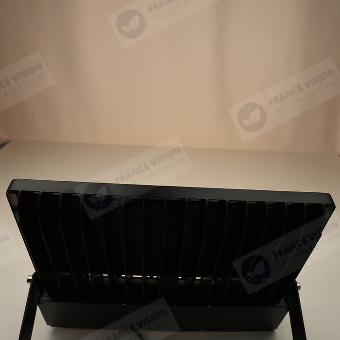 Lot de 6x Projecteurs LED filaires CCT (Couleur Changeante en Température) - Série CITY PLUS ULTRA - 150 Watts - 22 500 Lumens - 150 Lumens/Watt - Angle 150 x 80° - IP66 - IK08 - 40 x 31 x 5 cm - Support ajustable 270° - Câble 50cm - Garantie 5 ans
