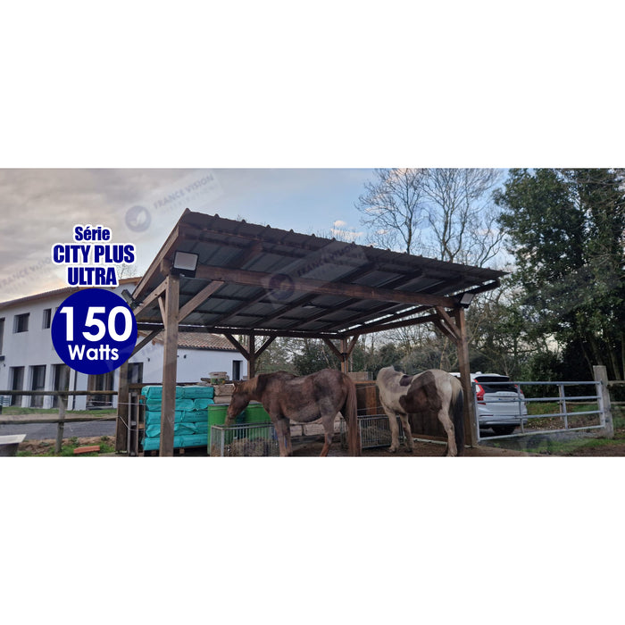 Lot de 4 Projecteurs LED filaires CCT - Série CITY PLUS ULTRA V2 - Puissance ajustable 200 / 300 / 400 Watts - Jusqu'à 68 000 Lumens - 170 Lumens/Watt - Angle 150*80° - IP66 - IK08 - 46 x 41 x 6 cm - Support ajustable 270° - Câble 50cm - Garantie 5 ans