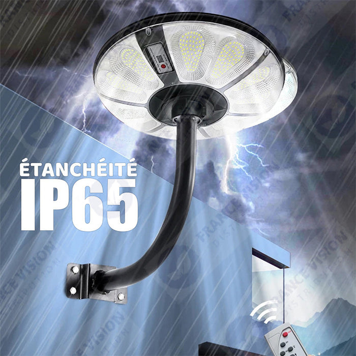 Lampe solaire pour extérieur - Série OVNI CRYSTAL - 250 Watts - 1500 Lumens - Angle 360° - IP65 -  Lampe 55 x 55 x 6 cm - Tube d'insertion 60/76 mm - Panneau polycristallin 36 x 42 cm - Détecteur de mouvement - Capteur crépusculaire - Télécommande - 3000k