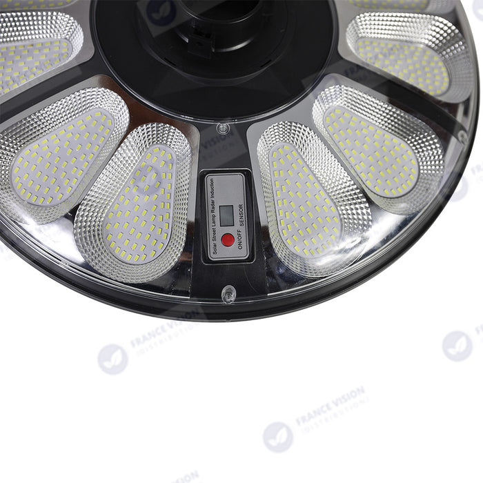 Lot de 5x Lampes solaires pour extérieur - Série OVNI CRYSTAL - 250 Watts - 1500 Lumens - Angle 360° - IP65 -  Lampe 55 x 55 x 6 cm - Tube d'insertion 60/76 mm - Panneau polycristallin 36 x 42 cm - Détecteur de mouvement - Télécommande - 3000k