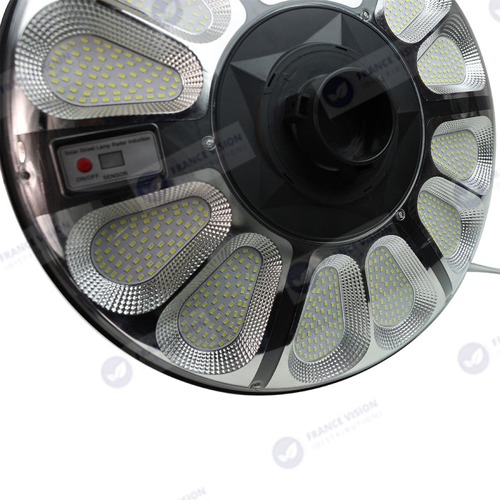 Lot de 5x Lampes solaires pour extérieur - Série OVNI CRYSTAL - 250 Watts - 1500 Lumens - Angle 360° - IP65 -  Lampe 55 x 55 x 6 cm - Tube d'insertion 60/76 mm - Panneau polycristallin 36 x 42 cm - Détecteur de mouvement - Télécommande - 3000k