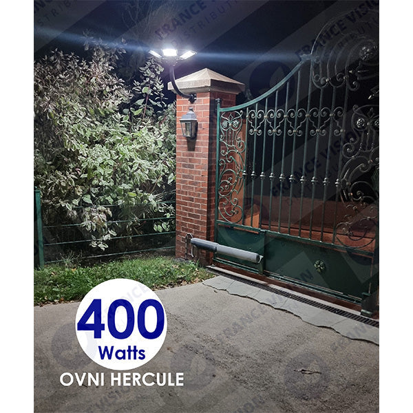 Lot de 4x Lampes solaires pour extérieur - Série OVNI - Version HERCULE 500 - Rendu lumineux 500 Watts - 2200 lumens –  Angle 360° - Diamètre tube d'insertion 60 / 76 mm - Avec détecteur de mouvement – Capteur crépusculaire - Avec télécommande - 6000k