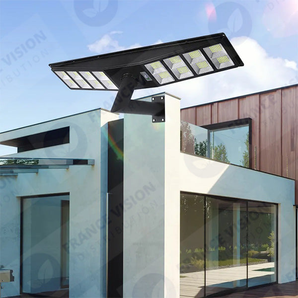Lampadaire solaire pour extérieur - Série OVNI SATELLITE - 500 Watts - Angle 240° - IP65 - 117 x 24 x 12 cm - Diamètre tube d’insertion 76/60mm - 3 Modes - Télécommande - Détecteur de mouvement - Capteur crépusculaire - 3000k