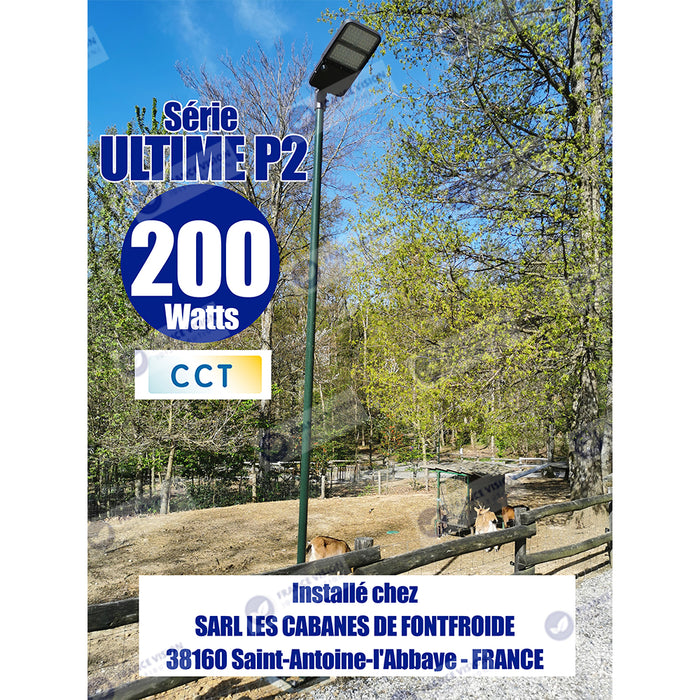 Lampe de rue filaire - Série ULTIME P2 - CCT - Puissance ajustable 100 / 150 / 200 Watts - 180 Lumens/Watt - 53 x 30 x 6,5 cm - IP66 - Angle 150 x 90° - Tube d'insertion 60mm - Couleur Bronze foncé - Dimmable – Angle rotatif - Garantie 5 ans
