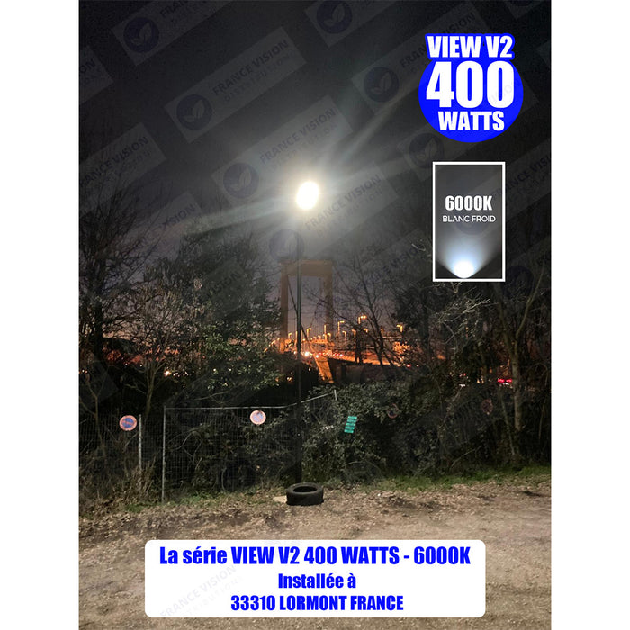 Solaire - Luminaire LED pour Candélabre / Lampe de rue et parking - Série VIEW V2 - 300 Watts - 2300 Lumens - Angle 140*70° - IP65 - Lampe 62 x 25 x 5 cm - Panneau MONOCRISTALLIN - 51 x 23 cm - Détecteur de mouvement - 3000k - Tube d'insertion 45mm