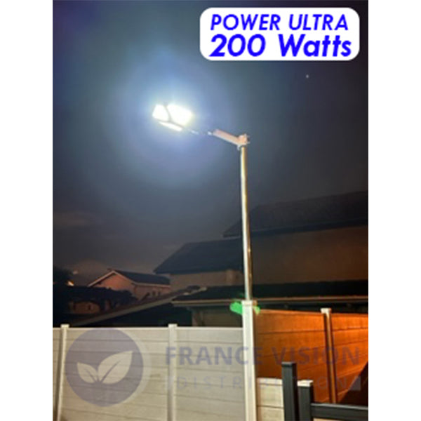 Lampadaire solaire extérieur de rue / parking - Série POWER ULTRA - Rendu 200 Watts - 2000 lumens - 180° - IP65 - 46 x 36 x 8 cm - Avec capteur crépusculaire - Télécommande - Avec détecteur de mouvement - Diamètre tube d’insertion 45 mm