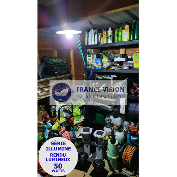 Plafonnier Solaire avec ampoule - Série ILLUMINE - Rendu lumineux 50 Watts - Double couleur d'éclairage 3000K / 6000K - IP65 - Câble 5 mètres - Autonomie 15 heures - Télécommande