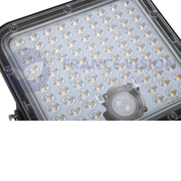 Projecteur LED solaire - Série SECURITY V1 - Rendu lumineux 150 Watts - 1500 lumens - Angle 120° x 60° - IP65 - 4000k - Lampe 14 x 15 x 3 cm - Panneau solaire monocristallin ajustable 22 x 18 x 2 cm - Détecteur Infrarouge - Télécommande