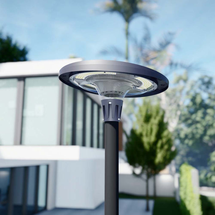 Lampe LED solaire  - Série OVNI FUTUR - RGBWW - Type UFO - 1200 Watts - 2800 lumens - Panneau Monocristallin - Angle 360° - Diamètre tube d'insertion 76 mm - Télécommande - Couleur 3000K / 6000K / RGB