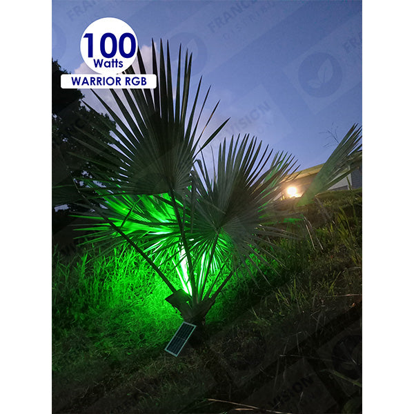 Carton / Lot de 7x Projecteurs LED solaires - Série WARRIOR RGBW (Multicolores + Blanc) - 60 Watts - Angle 120° - Lampe 21 x 17 x 6 cm - IP67 - Avec télécommande - Avec capteur crépusculaire - Bluetooth - Rythme musical