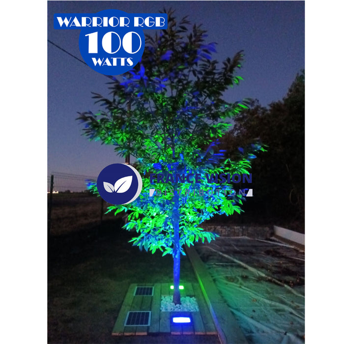 Carton / Lot de 7x Projecteurs LED solaires - Série WARRIOR RGBW (Multicolores + Blanc) - 60 Watts - Angle 120° - Lampe 21 x 17 x 6 cm - IP67 - Avec télécommande - Avec capteur crépusculaire - Bluetooth - Rythme musical